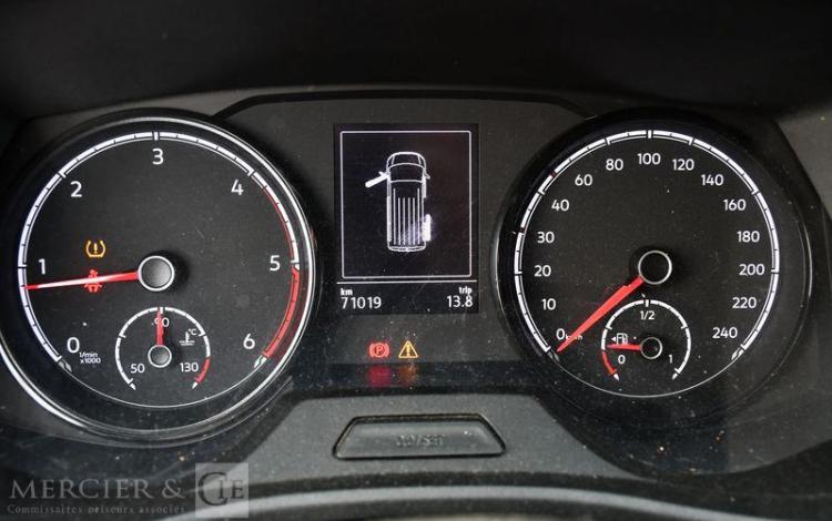 VOLKSWAGEN Transporter BLANC FV-425-DX