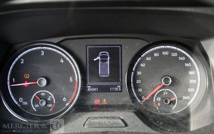 VOLKSWAGEN Transporter BLANC FV-429-DX