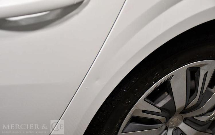 PEUGEOT 208 PURE TECH 100 S&S EAT8 ACTIVE BLANC FV-498-SL