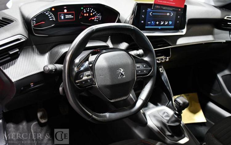 PEUGEOT 208 1,2 ALLURE ROUGE FV-870-WC