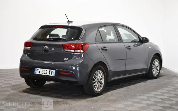 KIA RIO 1,2 ACTIVE GRIS FW-333-YV