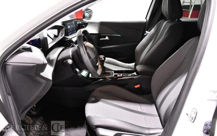 PEUGEOT 208 1,2 PURE TECH 100 S&S BLANC FW-377-SR
