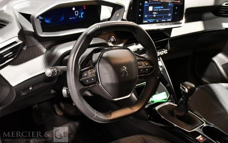 PEUGEOT 208 1,2 PURE TECH 100 S&S BLANC FW-377-SR