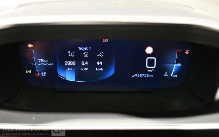PEUGEOT 208 1,2 PURE TECH 100 S&S BLANC FW-377-SR