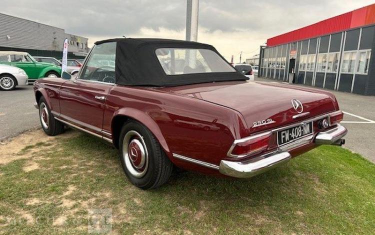 MERCEDES 230 SL « PAGODE » AUTOMATIC BORDEAUX FW-408-NM