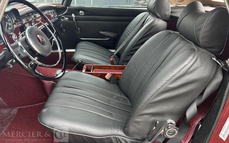 MERCEDES 230 SL « PAGODE » AUTOMATIC BORDEAUX FW-408-NM