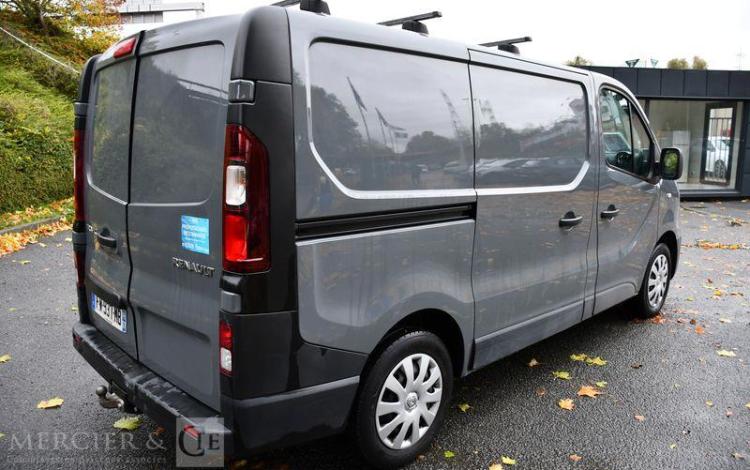 RENAULT TRAFIC GCF L1H1 1200 DCI 120 GRIS FW-937-MB