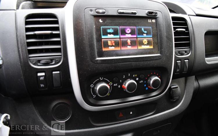 RENAULT TRAFIC GCF L1H1 1200 DCI 120 GRIS FW-937-MB