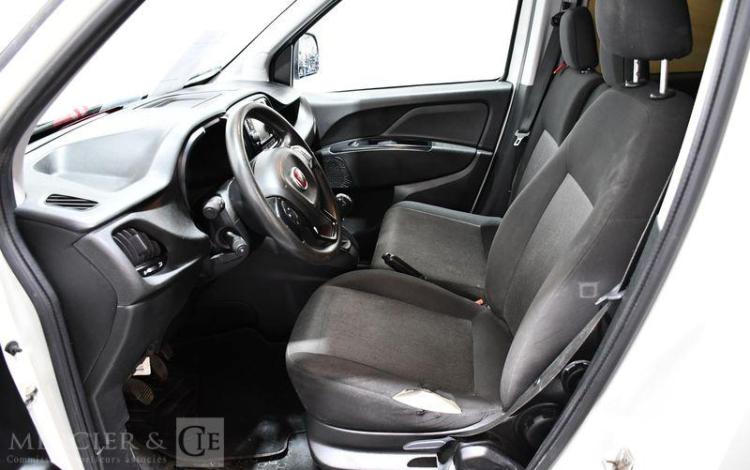 FIAT DOBLO 1,6 MJTD 105CH PRO LOUNGE BLANC FX-052-ZL