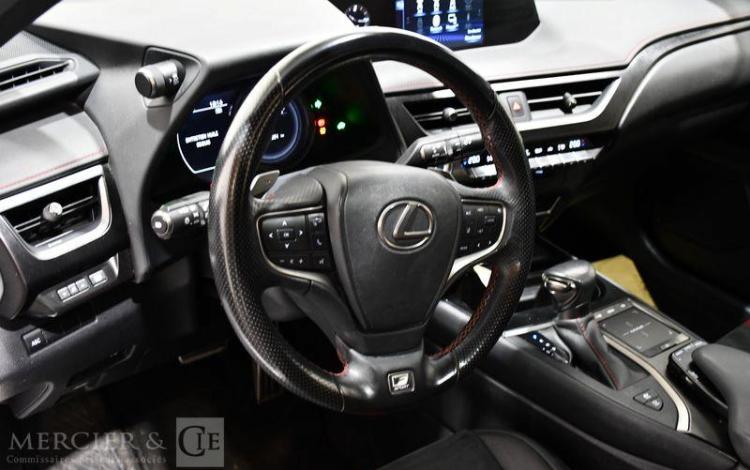 LEXUS UX BLANC FX-114-TB