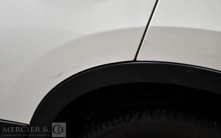 NISSAN QASQHAI DCI 115 DCT N-CONNECTA BLANC FX-348-RN