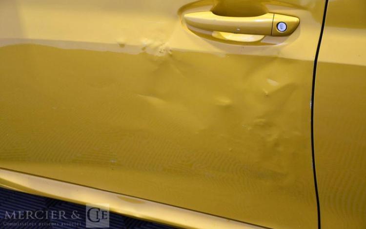 PEUGEOT 208 1.5 BLUEHDI 100 ACTIVE JAUNE FX-722-MC