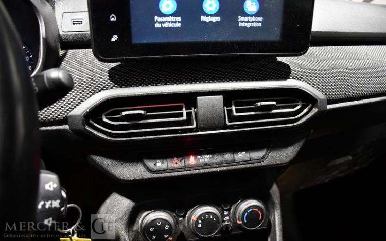 DACIA SANDERO 1.0 SCE 65 CONFORT BLANC FY-649-WQ