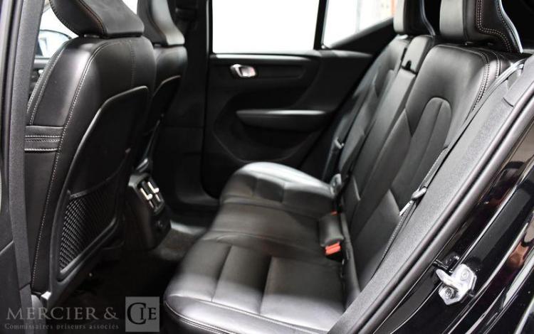 VOLVO XC40 1.5 T4 211H 130 RECHARGE PHEV INSCRIPTION LUXE 2WD DCT BVA NOIR FZ-636-FG