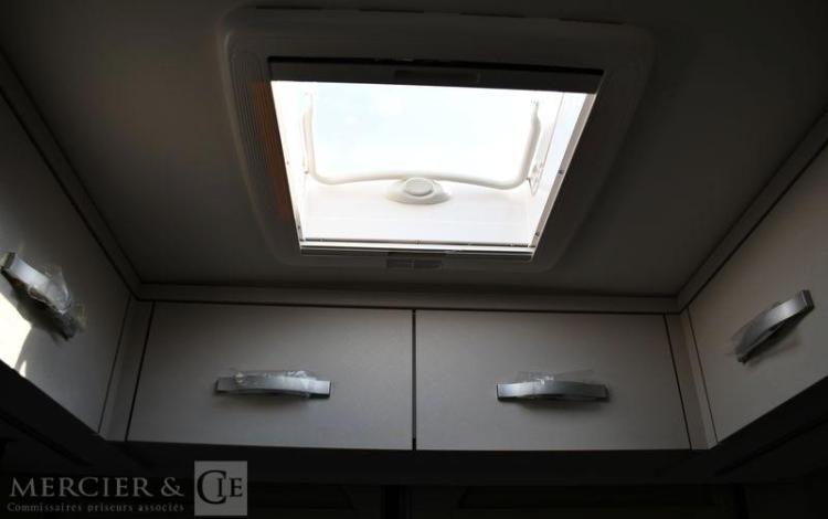 CROSSCAMP CAMPING CAR CAMPER VAN FULL 600  G025772