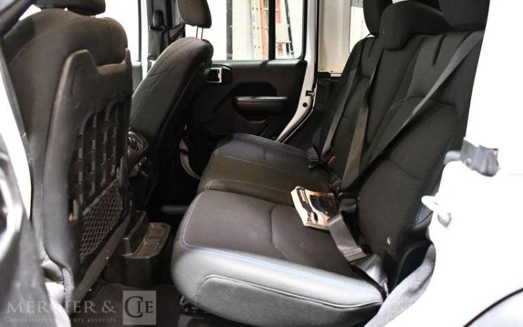 JEEP WRANGLER BLANC GA-348-DB