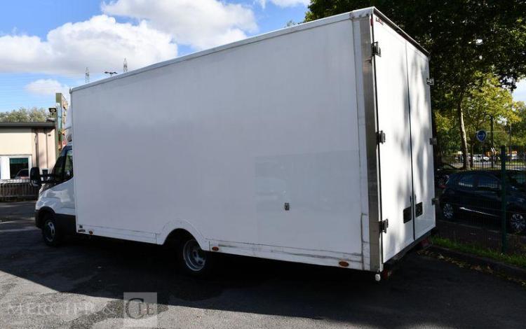 IVECO DAILY 2,3 HPT 140 35 C14 30M3 BLANC GA-539-CJ