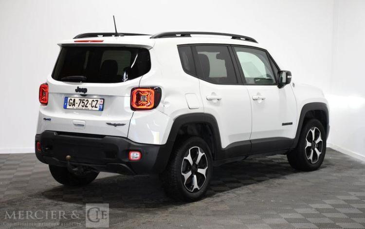 JEEP RENEGATE BLANC GA-752-CZ