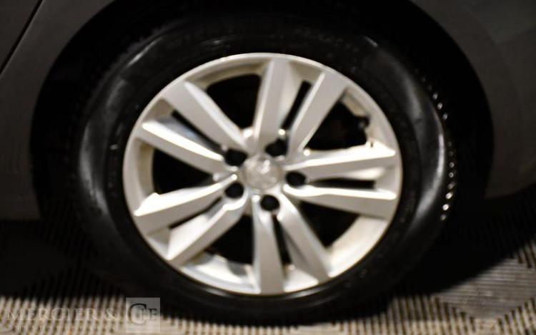 PEUGEOT 308 ACTIVE BUSINESS BLUE HDI 130CV GRIS GB-066-WM