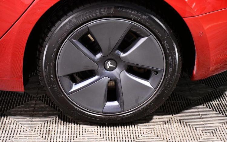 TESLA MODEL 3 AUTONOMIE STANDARD PLUS RWD 2M ROUGE GB-116-GC