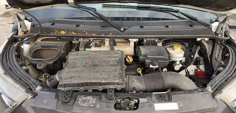 IVECO DAILY VI 35C16 2,3 D 16V HI – MATIC 156 CV – BOITE AUTO – DIESEL – 263107 KMS BLANC GE-649-AB