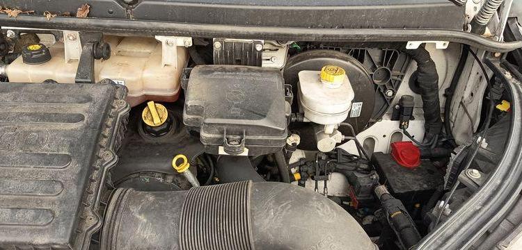 IVECO DAILY VI 35C16 2,3 D 16V HI – MATIC 156 CV – BOITE AUTO – DIESEL – 263107 KMS BLANC GE-649-AB