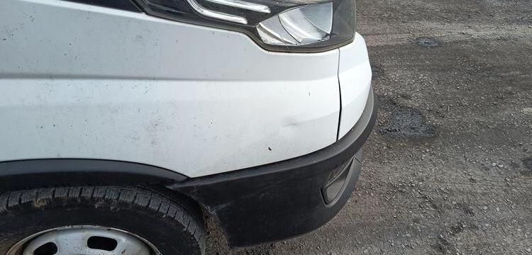 IVECO DAILY VI 35C16 2,3 D 16V HI – MATIC 156 CV – BOITE AUTO – DIESEL – 263107 KMS BLANC GE-649-AB
