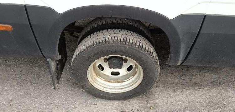 IVECO DAILY VI 35C16 2,3 D 16V HI – MATIC 156 CV – BOITE AUTO – DIESEL – 263107 KMS BLANC GE-649-AB