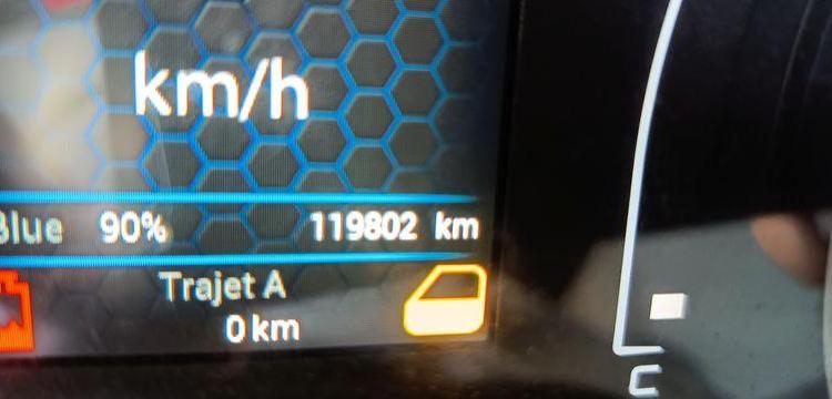 IVECO DAILY VI 35C14 2,3 D 16V HI-MATIC 156 CV – BOITE AUTO – DIESEL – 119802 KMS BLANC GE-767-AB