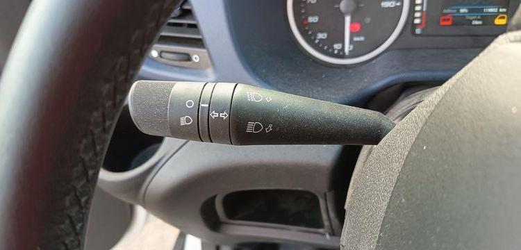 IVECO DAILY VI 35C14 2,3 D 16V HI-MATIC 156 CV – BOITE AUTO – DIESEL – 119802 KMS BLANC GE-767-AB