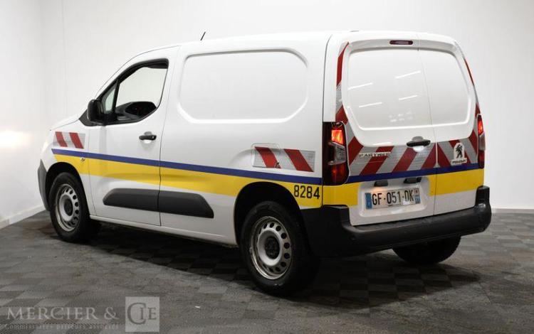 PEUGEOT PARTNER STD 100CH GRIP BLANC GF-051-DK