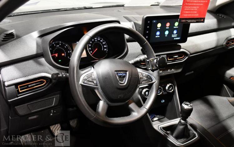 DACIA SANDERO STEPWAY CONFORT GRIS GF-782-RW