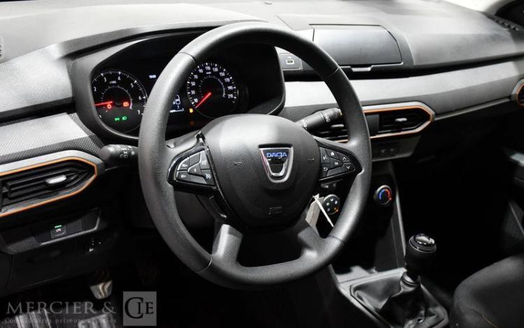 DACIA SANDERO STEPWAY ESSENTIEL ECO-G 100 BLANC GG-090-KE