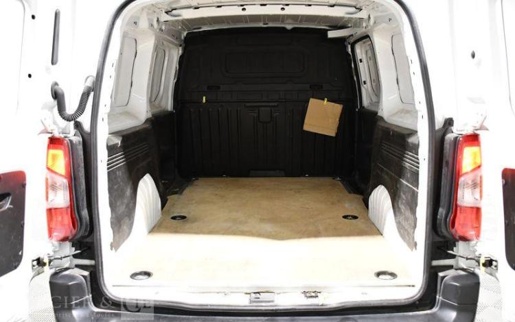 PEUGEOT PARTNER ASPHALT LONG 950kg BLUEHDI BLANC GG-398-KL