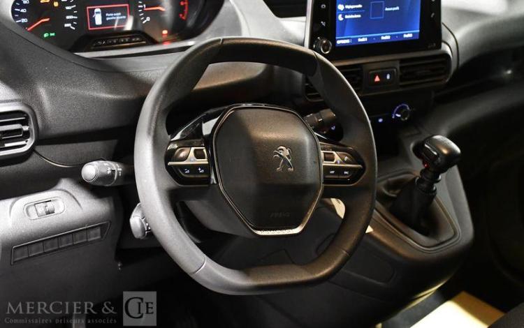 PEUGEOT PARTNER ASPHALT LONG 950kg BLUEHDI BLANC GG-398-KL
