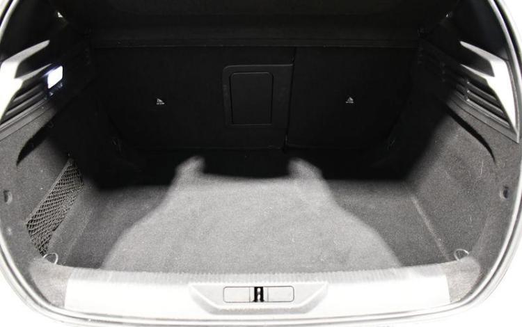 PEUGEOT 308 GT PACK BLANC GH-247-HP
