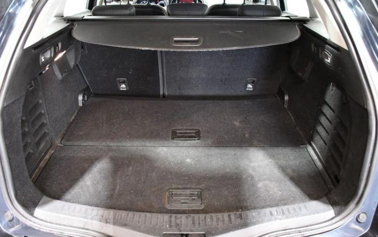 RENAULT MEGANE ESTATE BUSINESS BLUEDCI 115 EDC 21N GRIS GH-258-QN