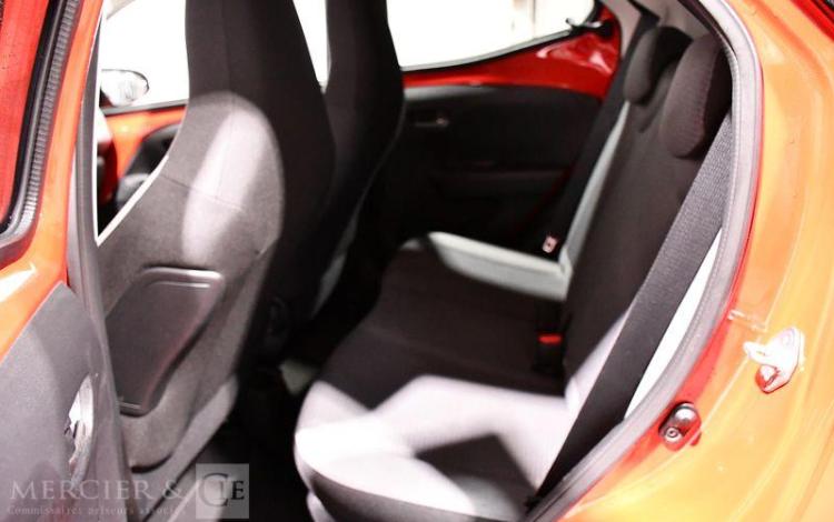 TOYOTA AYGO ROUGE GJ-731-GF