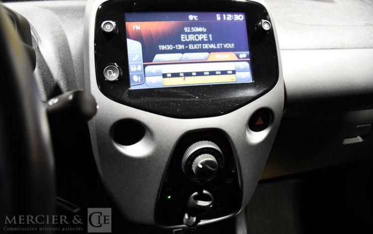 TOYOTA AYGO ROUGE GJ-731-GF