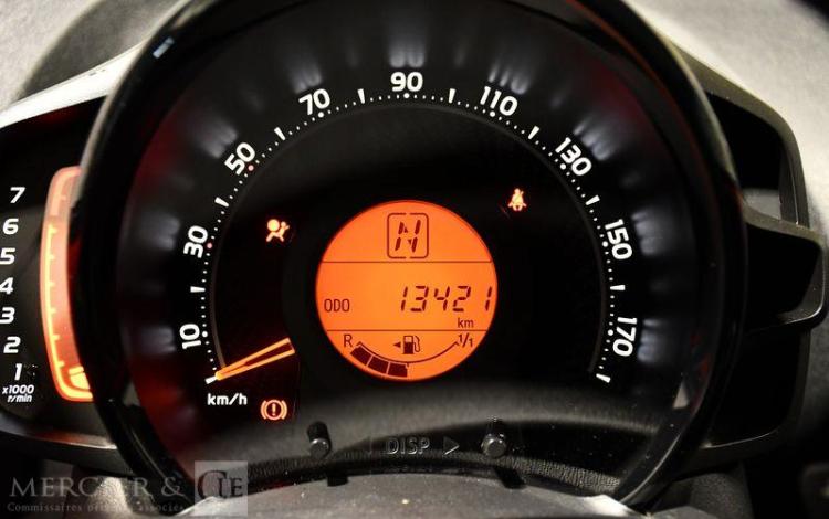 TOYOTA AYGO ROUGE GJ-731-GF