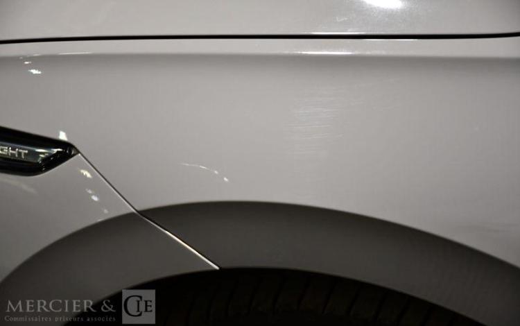 VOLKSWAGEN GOLF GRIS GK-110-RB
