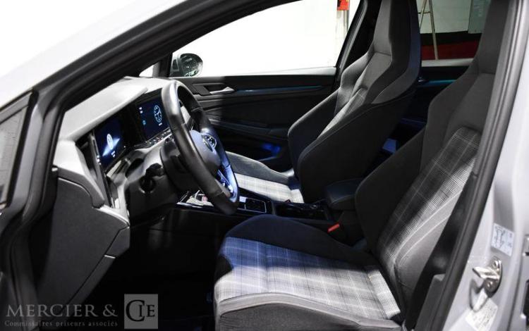 VOLKSWAGEN GOLF GRIS GK-110-RB