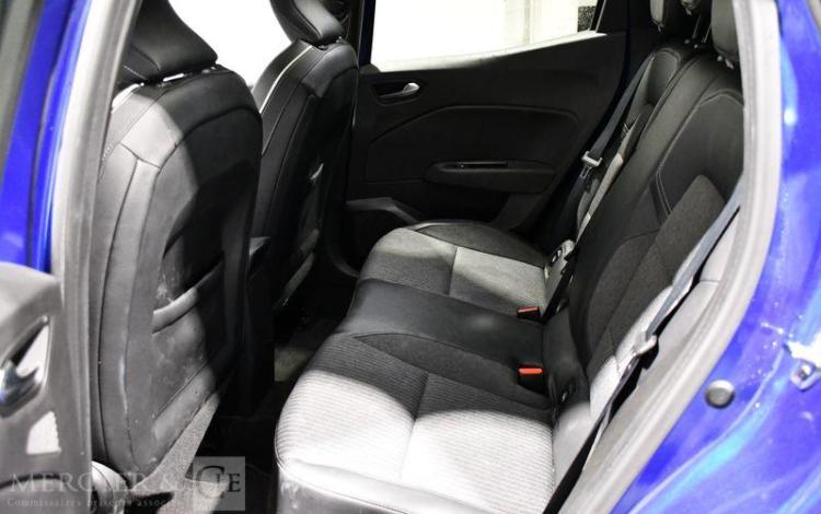 RENAULT CLIO TECHNO E-TECH HYBRIDE 145 BLEU GK-145-NQ