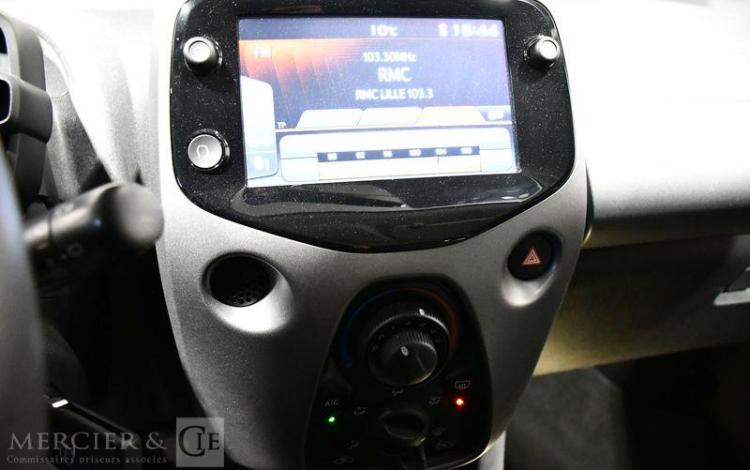TOYOTA AYGO ROUGE GK-187-ZR
