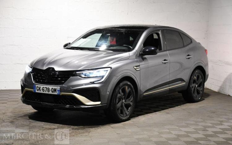 RENAULT ARKANA E-TECH ENGINEERED HYBRIDE 145 GRIS GK-678-QM