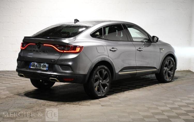 RENAULT ARKANA E-TECH ENGINEERED HYBRIDE 145 GRIS GK-678-QM