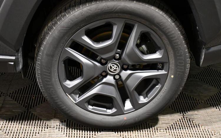 TOYOTA RAV4 BLEU GK-809-BL