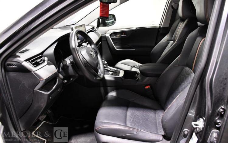 TOYOTA RAV4 BLEU GK-809-BL