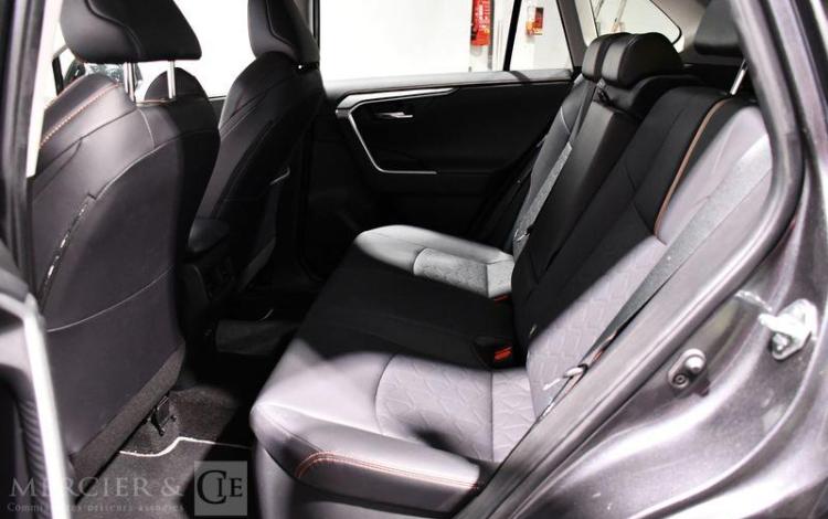 TOYOTA RAV4 BLEU GK-809-BL