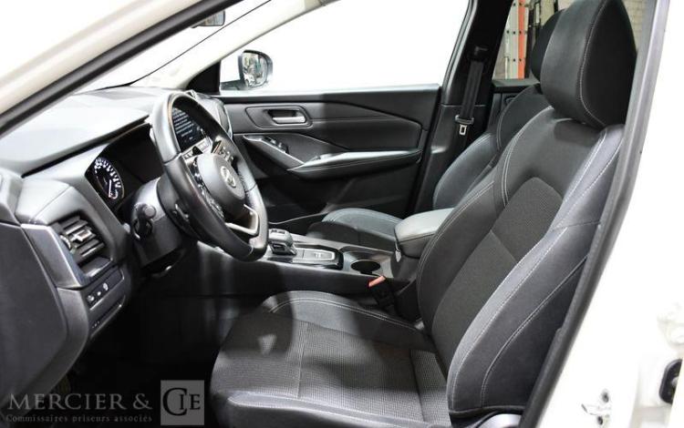 NISSAN QASHQAI BLANC GK-947-QG